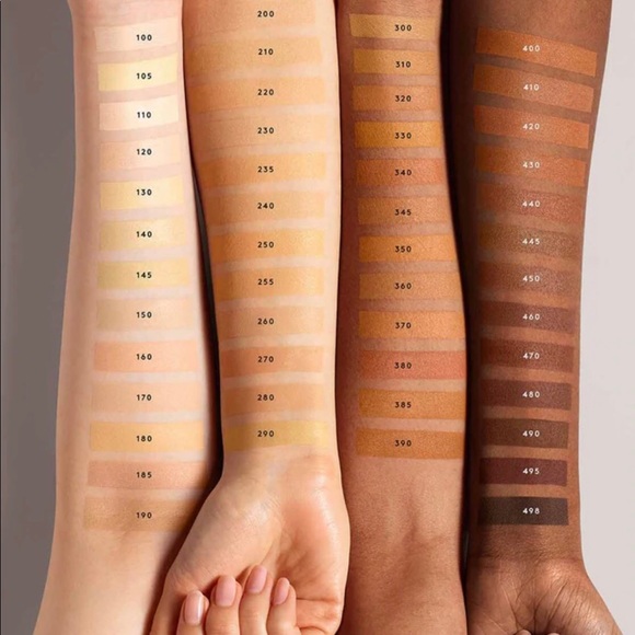 Fenty #220 Pro Filt’r Soft Matte Foundation - Picture 4 of 5